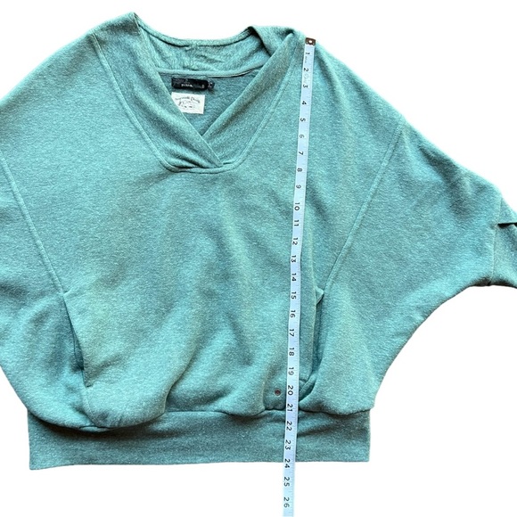 Prana Cozy Up Pullover with Pockets Size Small - Picture 3 of 6